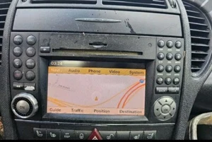 05-11 Mercedes R171 SLK280 SLK300 SLK350 Head Unit Audio Radio CD Changer Player - Picture 1 of 14