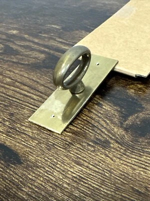 Drexel Accolade Hutch 柜门拉带背板黄铜运动复古 — 第 1/4 张图片