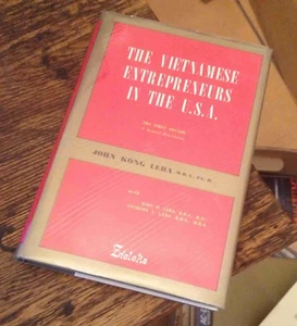 The Vietnamese Entrepreneurs in the USA 1985 First LEBA Free US Shipping SCARCE - Picture 1 of 3