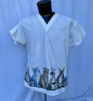 Vintage White Scrub Top with Wildlife Print Otters Raccoons Rabbits Unisex Sz L - Image 1 of 4