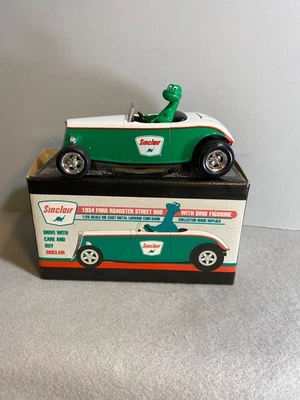 Ford Roadster Street Rod Bank Sinclair 1934 con figura de Dino, escala 1:25 1/5000 nuevo en caja Foto 1 de 4