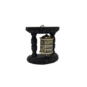 Rueda de oración de cobre colgante de pared OM Mani con marco de madera - Imagen 1 de 5
