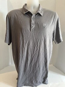 Camisa de golf Travis Mathew con estampado ondulado gris con logotipo para hombre talla grande - Imagen 1 de 12
