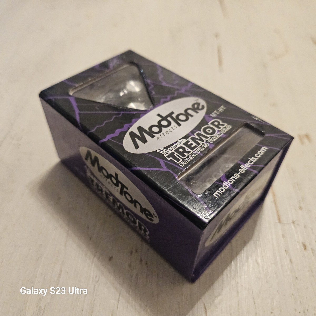 Modtone MT-HT トレモロ （Mod Tone Harmonic Tremor Pulsating