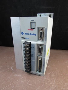 A-B 2098-DSD-010X SER. Servo Drive B / 9101-1769 - Imagen 1 de 2