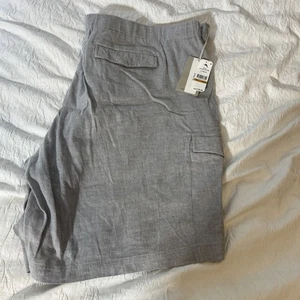 Tommy Bahama Uomo $120 Taglia 4XL/4TG Spiaggia Lino Cargo Grigio Tempesta Corto - Foto 1 di 5