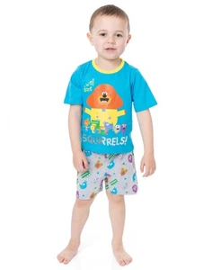 Pijama de pierna corta manga corta con estampado integral y colocación de personajes Hey Duggee Se - Imagen 1 de 35