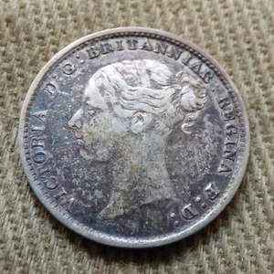 Victoria Threepence 1887 Young Head Silver Very Fine Grade 3D Silver (myrefn67) - Picture 1 of 2