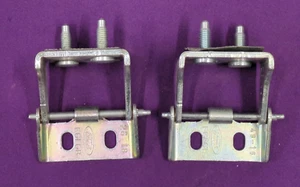 Original Ford Fiesta Mk8 Heckklappenscharniere Paar CM51-42900-AF & CM51-42901-AF - Bild 1 von 7
