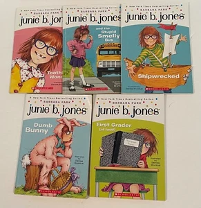 Junie B. Jones Lot of 5 Chapter Books by Barbara Park - Picture 1 of 1