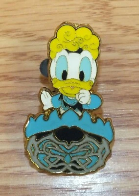 东京迪士尼海唐老鸭作为阴间阿拉伯海岸游戏奖收藏品徽章 — 第 1/3 张图片