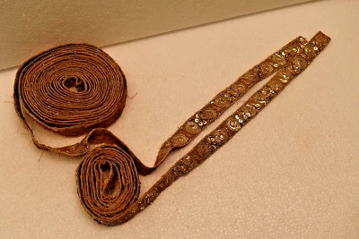 De colección Parsi Gara Encaje Hilo Plateado Borde Borde Borde Sari Núcleo Textil"8 Foto 1 de 4