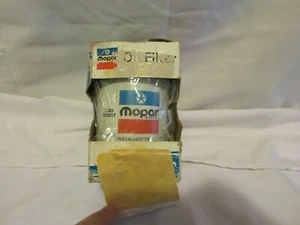 Filtro de aceite NOS MOPAR parte no. L-323 5203217  - Imagen 1 de 9