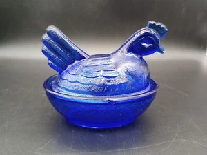 Vintage Mini Hen on Nest Cobalt Blue Glass Salt Cellar - Picture 1 of 10