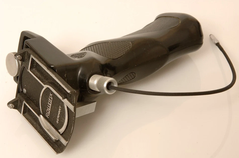 ✅ ROLLEIFLEX PISTOL GRIP, EYE LEVEL SPORT GRIP TLR ROLLEICORD W/ RELEASE CABLE - Image 1 of 1