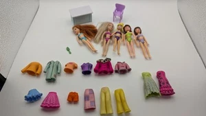 Polly Pocket Lot With 5 Dolls And Several Clothing Items - Picture 1 of 4