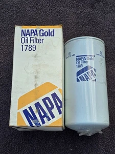 Filtro de aceite NAPA Gold 1789 hecho en EE. UU. reemplaza ELF7616 85769 BT261 1808946C1 PH675 - Imagen 1 de 6