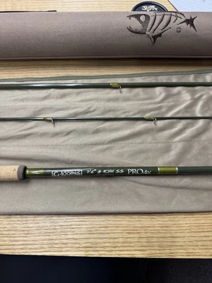 MINT & RARE — G Loomis Pro 4x Short Stick 10/11wt Fly Rod - Image 1 of 4