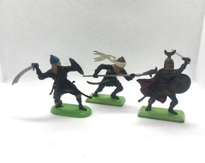 Britains Deetail Turks complete with weapons x 3 - Picture 1 of 2