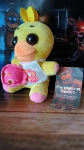 Peluche Funko Five Nights at Freddy's FNAF Chica And Cupcake 7" 2016 - Imagen 1 de 3