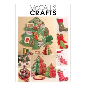 McCalls Crafts Easy Sewing Pattern 5778 Christmas Stockings & Decorations... - Picture 1 of 3