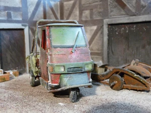 Piaggio APE 50 Bj.1994 Scheunenfund / Handarbeitsmodell im Maßstab 1:18 - Bild 1 von 13