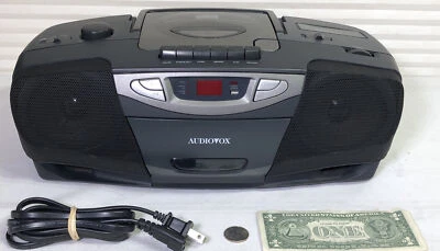 Audiovox CE201R portátil CD cassete e rádio boombox - Imagem 1 de 4