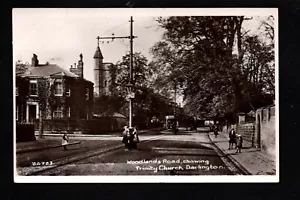 Darlington - Woodlands Road zeigt Trinity Church - Echtfoto Postkarte - Bild 1 von 1