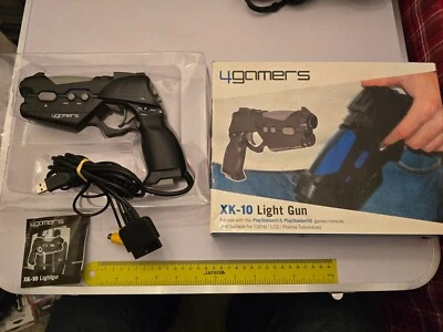 SONY PLAYSTATION 1 2 PS1 PS2 LIGHT GUN PISTOL BLASTER PHASER CONTROL Black G-Con - Image 1 of 3