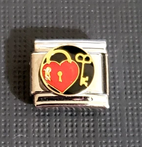 Red Heart Shaped Lock with Key Italian Charm Link Stainless Steel Enamel 9mm - Picture 1 of 3