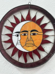 Himmlische Glasmalerei Sonne Mond Gesicht anthropomorphe Fensterkunst Handarbeit - Bild 1 von 6