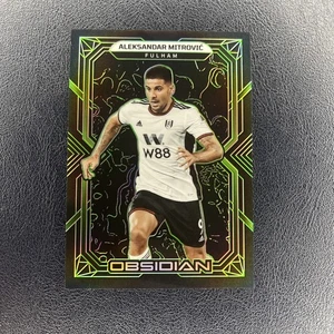 Aleksandar Mitrovic/5 Verde Fulham Panini Obsidiana Fútbol 2022-23 - Imagen 1 de 2