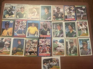Oakland Athletics baseball card light 25 cards late 80’s - Picture 1 of 1