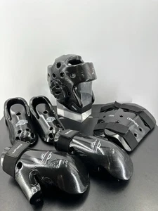 Century Youth Sparring Gear 7 pc Combo Set In Black Size M/L - Picture 1 of 12