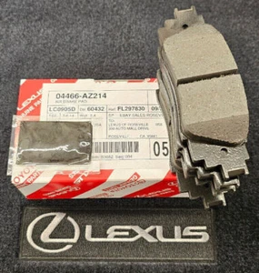 REAR GENUINE OEM LEXUS NX SERIES RX350 RX450h NEW BRAKE PADS 04466-AZ214 2015+ - Picture 1 of 2