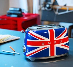 SMEG Toaster Union Jack Retro Design Two Slice Genuine 100V 19.8D 32.5W 19.5H cm - Picture 1 of 5