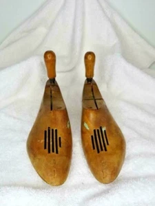 Vintage Miller Trademark OAMCO Wood Shoe Stretchers SZ 7 Coffee Table Art - Picture 1 of 4