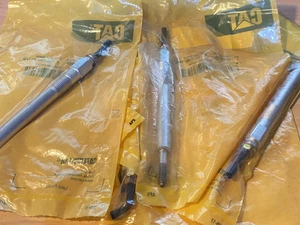 4 x Caterpillar Genuine 107-3659 Glow Plugs OEM 3044C C3 C4 3046 Loader 906 908 - Bild 1 von 4
