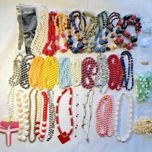 30 Vintage Halskette Kunstperlen Holzperlen Halsband Mehrfarbig Statement Lariat 3 Pfund - Bild 1 von 24