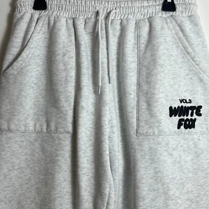 White Fox Vol. 3 Sweatpants Sz L Mineral Grey Puff Print Comfy Buttery Joggers - Picture 1 of 6