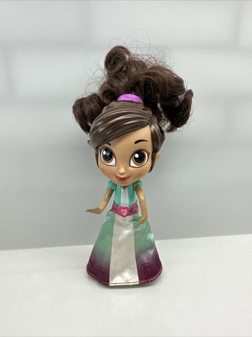 Nella The Princess Knight PVC 6" Figure Toy 2017 Viacom Cover