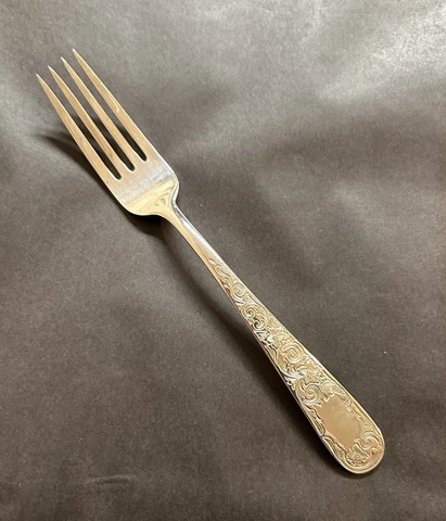S. Kirk & Son Old Maryland MEDIUM Engraved Dinner Fork No Monogram - Free Ship! Cover