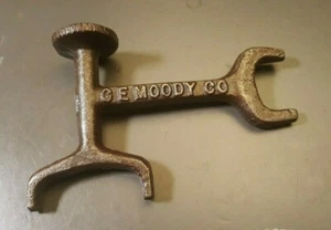 Antik / Vintage G.E. MOODY CO. Gasventil Wasserschlüssel Multitool  - Bild 1 von 9