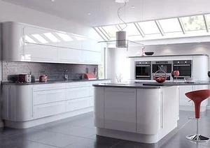 High Gloss White Replacement Kitchen Cupboard Doors Drawers Lacquered Finish - Picture 1 of 6