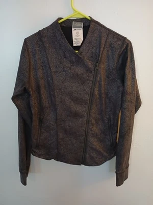 Chaqueta New Balance Moto Para Mujer M Cremallera Asimétrica, Bolsillos con Cremallera Foto 1 de 4