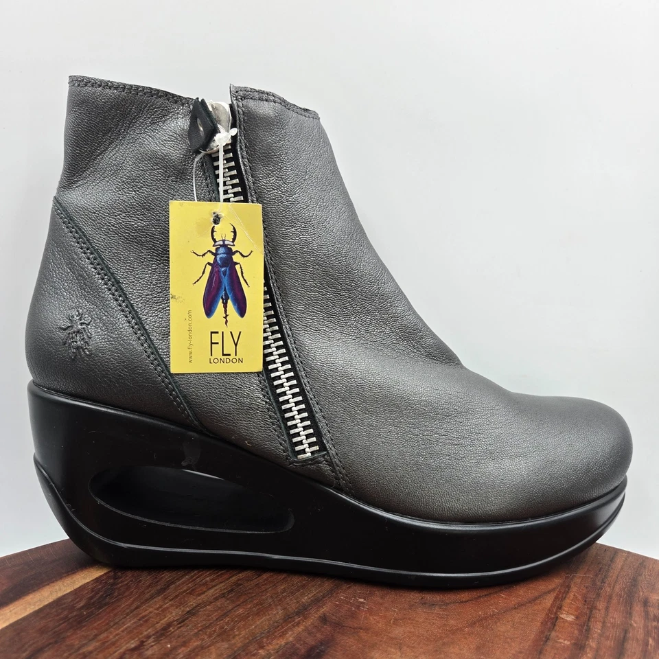 Botas Fly London Hulk para mujer 41/10 plateadas de cuero negro plataforma botín de cuña Foto 1 de 4