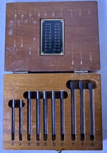 Brown & Sharpe Inspection Angle Blocks 1/4- 1" In Wooden Box - Picture 1 of 7