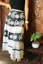Boho Hippy Gypsy Maxi Wrap Skirt Comfy Black White Paisley Print Sarong Dress 