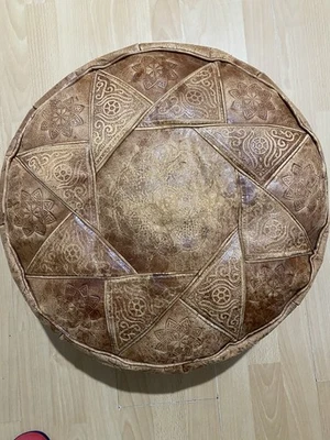 Vintage Moroccan Brown Leather Pouffe Round Foot Stool Good Condition - Image 1 of 4