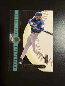 Ken Griffey Jr. 2000 Upper Deck Ovation #81 Superstar Spotlight - Picture 1 of 2